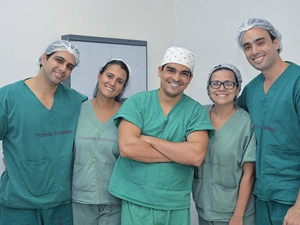 Hidrolipo e prótese de glúteo