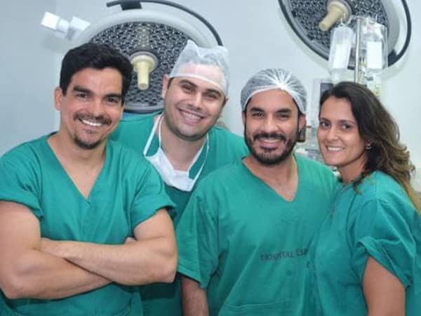 Dia de cirurgia Hidrolipo + lipoescultura de gluteos + mastopexia com protese