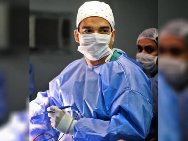 Cirurgia plástica para troca da prótese de silicone